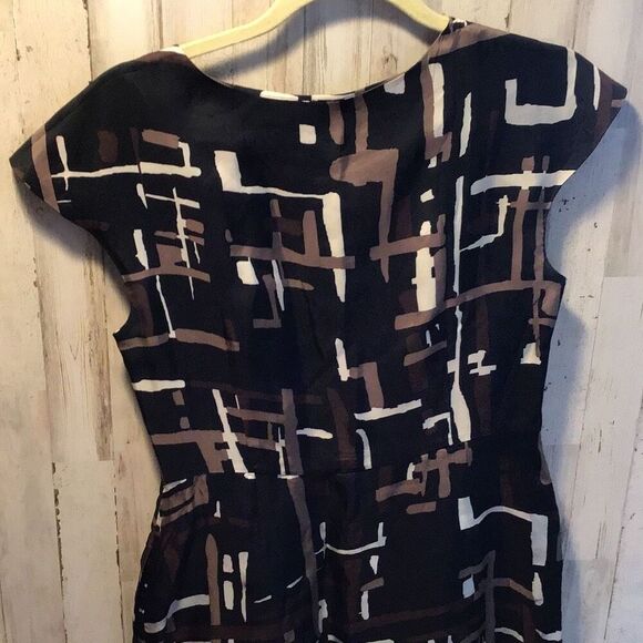 Banana Republic geometric dress black lining size 6￼ - Picture 2 of 4